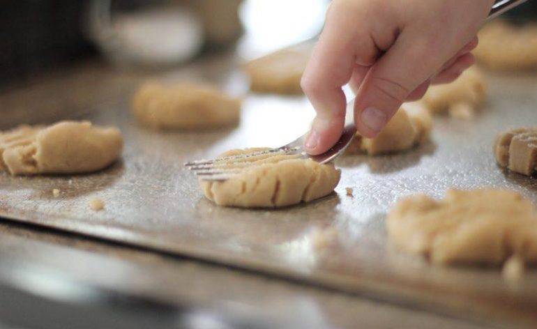 Image currently unavailable. Go to www.generator.whenhack.com and choose Word Cookies image, you will be redirect to Word Cookies Generator site.